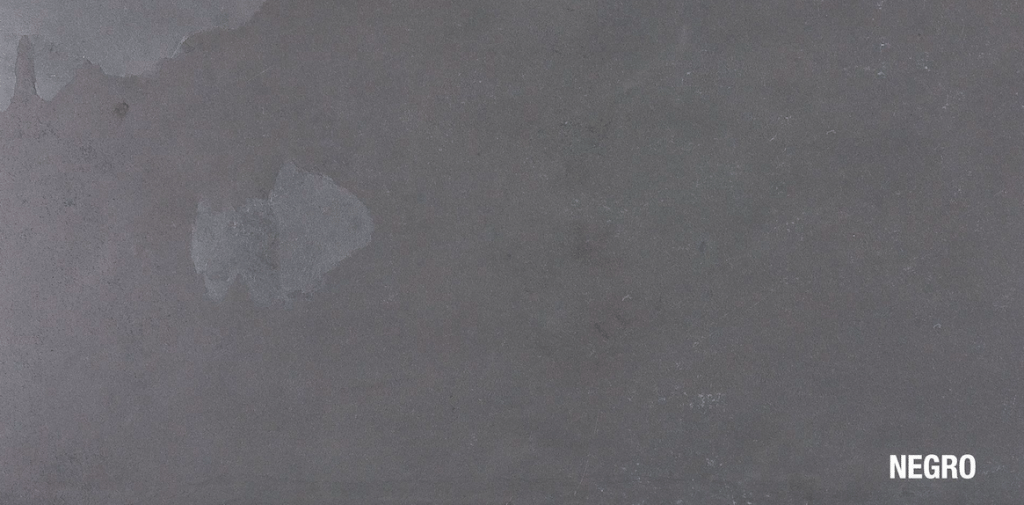 negro lankstus akmuo